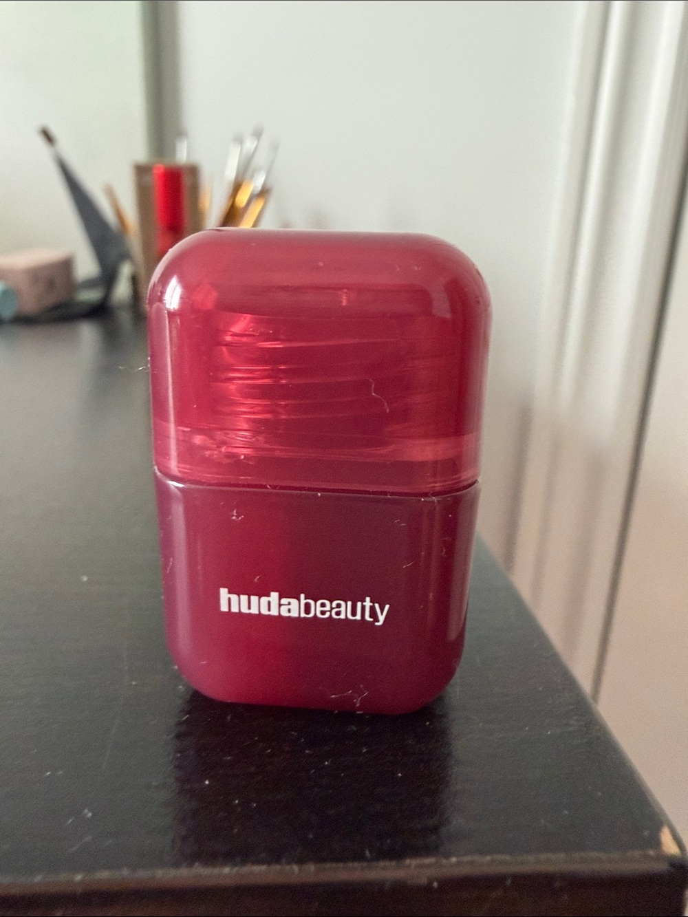 HUDA BEAUTY Liquid Blush Filter - Black Cherry